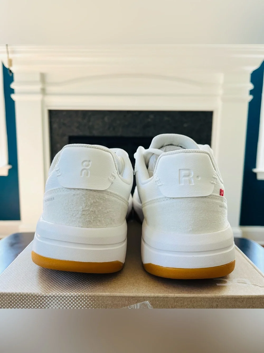 Sz 9 On Running The Roger Clubhouse Sneakers Men's - White/Ivory 3MF10540924